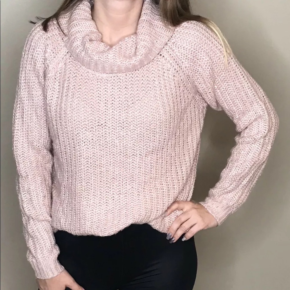 🌸 Pink Sweater